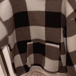 American Eagle Pullover sherpa Size M